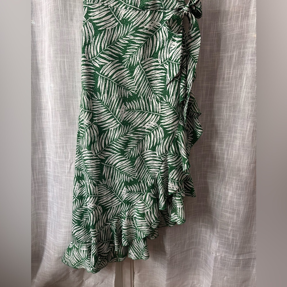 Green Palm-Print Wrap Dress - Women - Picture 3 of 11